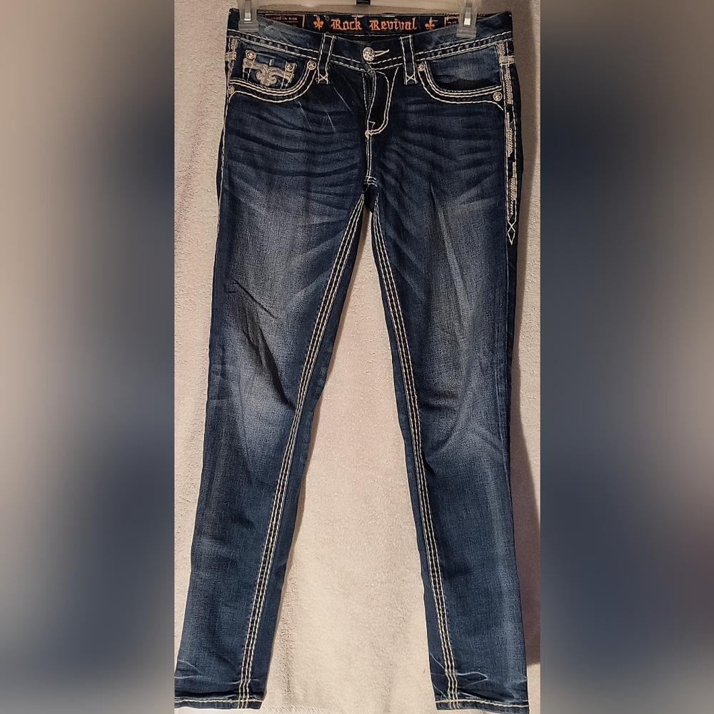 Rock Revival Low Rise Hana SkinnyJeans. Size 28